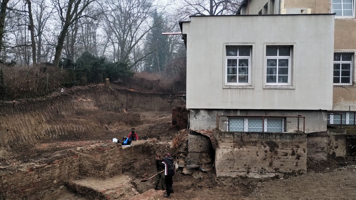 Archeologové objevili v Olomouci barokní minové a naslouchací chodby